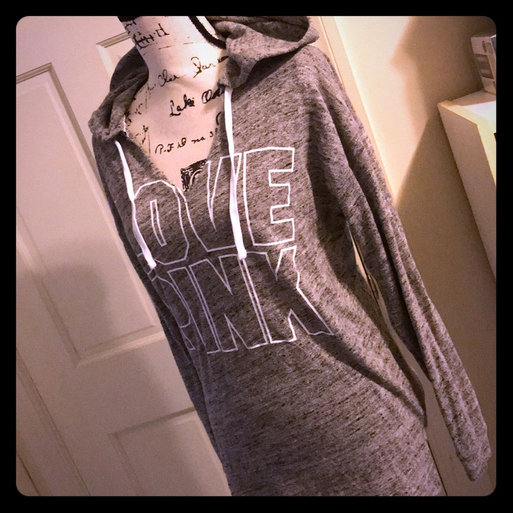 Gray PINK hoodie, size XS/S, EUC
